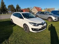 Gebraucht Renault Mégane III Bose Edition 131 PS (96 kW) 2015 Weiß Limousine
