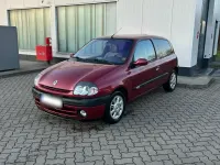 Brugt Renault Clio II 97 HK (71 kW) 2001 Andere farben Hatchback