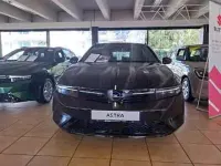 Neu Opel Astra Ultimate 131 PS (96 kW) 2026 Lackierung schwarz perla nera/ Kombi