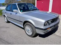 Używany BMW 325 170 KM (125 kW) 1991 Srebrny Sedan/Limuzyna