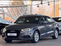 Gebraucht Audi A3 Ambiente 150 PS (110 kW) 2018 Grau Limousine