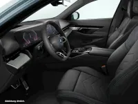 Gebraucht BMW 550e 489 PS (359 kW) 2025 Grün Kombi