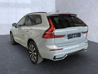 Gebraucht Volvo XC60 Plus 197 PS (144 kW) 2023 Vapour grey / (metallic) SUV