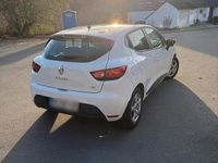 Gebraucht Renault Clio IV Life 75 PS (55 kW) 2016 Weiß Limousine