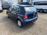 Gebraucht VW Polo Comfortline 75 PS (55 kW) 2005 Shadowblue metallic Kleinwagen