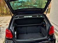 Gebraucht VW Polo Life 90 PS (66 kW) 2013 Schwarz Kleinwagen