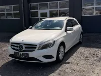 Gebraucht Mercedes A180 122 PS (89 kW) 2014 Calcitweiss  unilack Limousine
