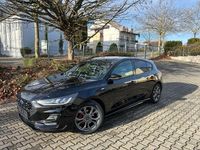 Gebraucht Ford Focus ST-Line 125 PS (91 kW) 2023 Schwarz Limousine