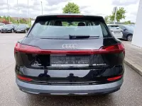 Gebraucht Audi e-tron 300 kW (408 PS) 2023 Schwarz SUV