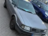 Gebraucht Audi 80 90 PS (66 kW) 1993 Grau Limousine