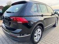 Gebraucht VW Tiguan 200 PS (147 kW) 2022 Schwarz SUV