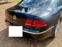 Second-hand VW Phaeton 334 CP (245 kW) 2015 Negru Berlinǎ