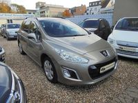 Gebraucht Peugeot 308 Active 111 PS (81 kW) 2011 Vapor grey Kombi