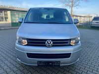 Gebraucht VW Caravelle 179 PS (131 kW) 2013 Silber Van / Kleinbus
