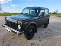 Second-hand Lada niva 82 CP (60 kW) 2009 Verde SUV