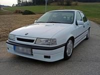 Gebraucht Opel Vectra 150 PS (110 kW) 1990 Weiß Kleinwagen