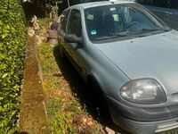 Gebraucht Renault Clio II 58 PS (42 kW) 2001 Grau Kleinwagen