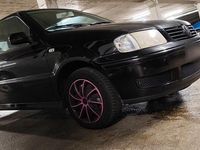 Gebraucht VW Polo Basis 50 PS (36 kW) 2001 Schwarz Kleinwagen