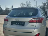 Gebraucht Hyundai i30 99 PS (72 kW) 2015 Grau Kombi