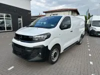 Gebraucht Opel Vivaro-e Combi Basis 144 PS (105 kW) 2025 Van / Kleinbus