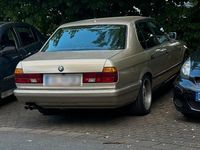 Gebraucht BMW 730 188 PS (138 kW) 1989 Gold Limousine