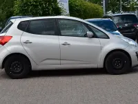 Gebraucht Kia Venga 125 PS (91 kW) 2010 Silber Kleinwagen