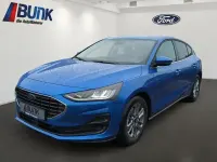 Gebraucht Ford Focus Titanium 125 PS (91 kW) 2024 Desert island blue m Limousine