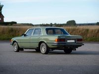 Gebraucht Mercedes E350 200 PS (147 kW) 1974 Grün Limousine