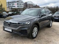 Gebraucht VW Touareg 231 PS (169 kW) 2022 Grau SUV