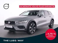 Gebraucht Volvo V60 CC Plus 197 PS (144 kW) 2023 Andere farbe Kombi