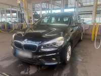 Gebraucht BMW 218 Gran Tourer Sport Line 150 PS (110 kW) 2017 Schwarz Van / Kleinbus