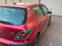 Gebraucht Peugeot 307 Filou 88 PS (64 kW) 2005 Rot Limousine