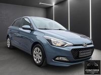 Gebraucht Hyundai i20 GO! 75 PS (55 kW) 2017 Blau Kleinwagen