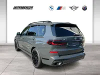 Neu BMW X7 M Sport 352 PS (258 kW) 2026 Silber SUV