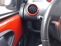 Gebraucht Citroën C1 68 PS (50 kW) 2013 Rot Kleinwagen