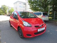 Gebraucht Toyota Aygo Basis 68 PS (50 kW) 2010 Rot Kleinwagen
