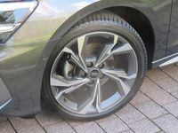 Second-hand Audi A3 S-Line 150 CP (110 kW) 2024 Gri Berlinǎ