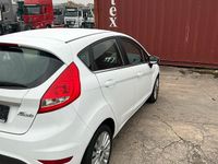 Gebraucht Ford Fiesta 2009 Weiß Kleinwagen