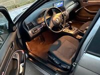 Gebraucht BMW 318 143 PS (105 kW) 2004 Silber Kombi
