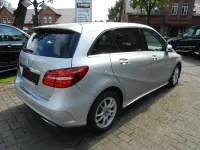 Gebraucht Mercedes B180 Edition 122 PS (89 kW) 2018 Silber Kleinwagen