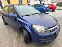 Gebraucht Opel Astra Edition 105 PS (77 kW) 2006 Ultrablau mi2 Limousine