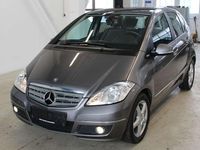 Gebraucht Mercedes A160 95 PS (69 kW) 2010 Mountaingrau  met. Kleinwagen