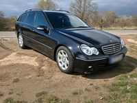 Gebraucht Mercedes C220 150 PS (110 kW) 2007 Schwarz Kombi