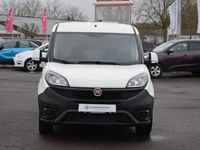 Gebraucht Fiat Doblò 95 PS (69 kW) 2019 Weiß Van / Kleinbus