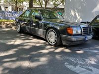 Gebraucht Mercedes 230 132 PS (97 kW) 1989 Limousine
