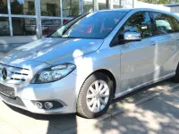 Gebraucht Mercedes B200 136 PS (100 kW) 2013 Silber Kleinwagen