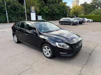 Gebraucht Volvo V60 Business Edition 150 PS (110 kW) 2017 Schwarz Kombi