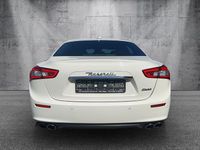 Gebraucht Maserati Ghibli 349 PS (256 kW) 2017 Weiß Limousine