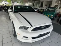 Gebraucht Ford Mustang 305 PS (224 kW) 2013 Weiß Cabrio