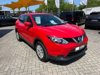 Gebraucht Nissan Qashqai Visia 116 PS (85 kW) 2016 Rot SUV